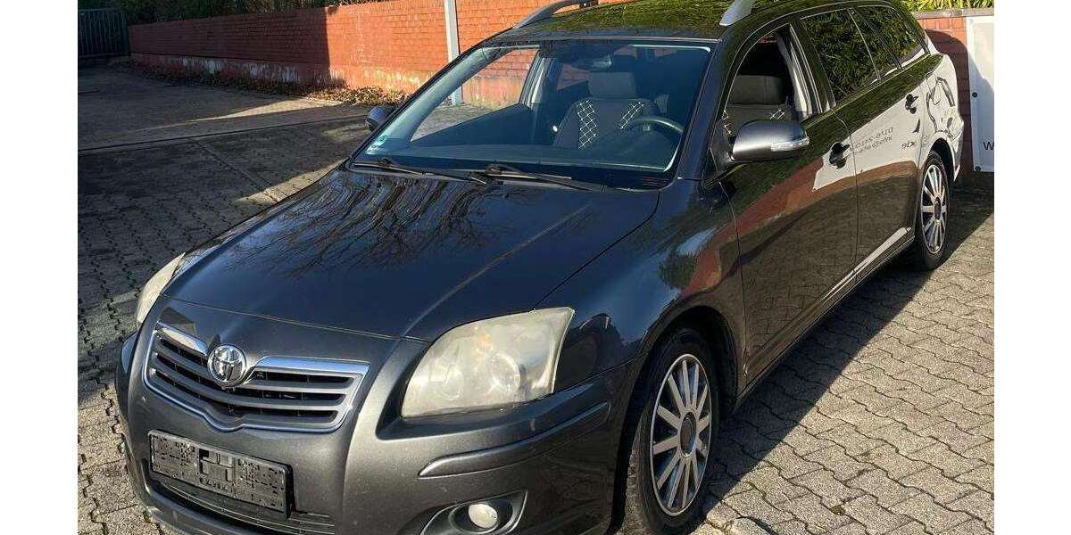 Toyota Avensis 263.800 km 2.500 &euro; Rheinstetten 76287