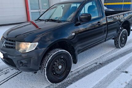 Mitsubishi L200 299.999 km 7.500 &euro; Nürnberg 90441