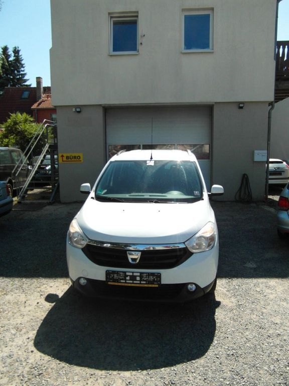 Dacia Lodgy 152.464 km 3.999 € Dresden 01237