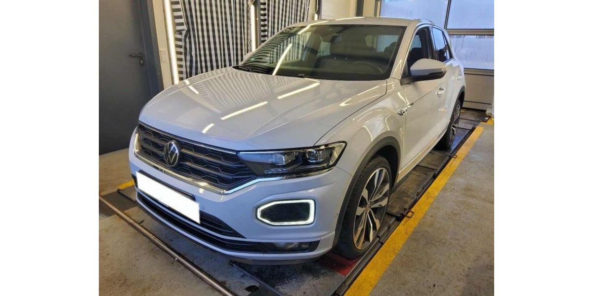 VW T-Roc 40.176 km 25.900 &euro; Hennef 53773