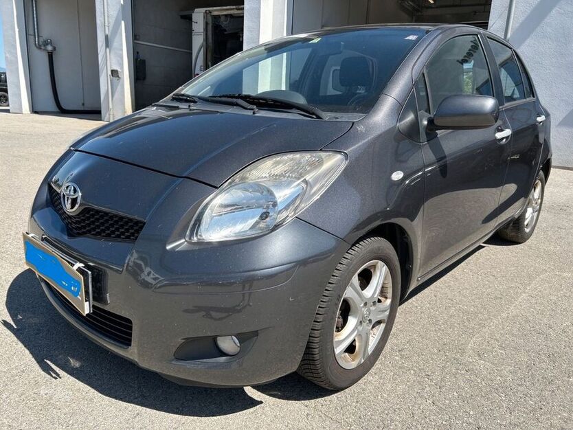 Yaris