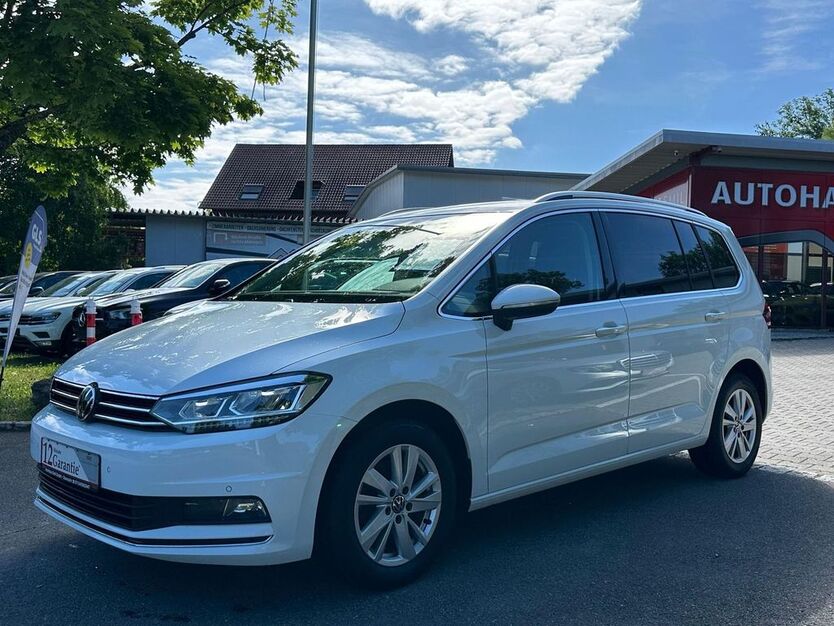 VW Touran 138.342 km 26.990 € Obersulm 74182