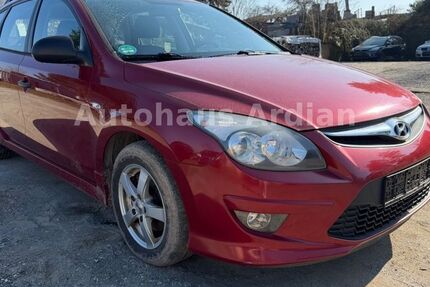 Hyundai i30 181.013 km 3.299 &euro; Kirchberg 55481