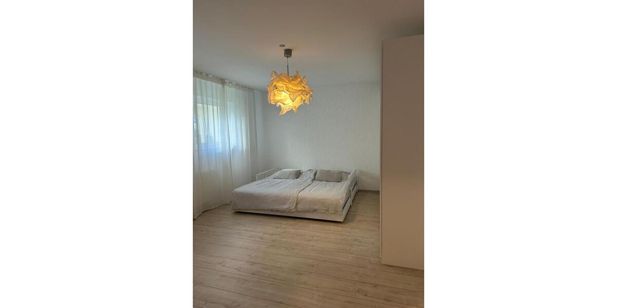 Terrassenwohnung Mettlach - 4 Zimmer, 120 m&sup2;, 1.000&euro; | Angebot:26074476