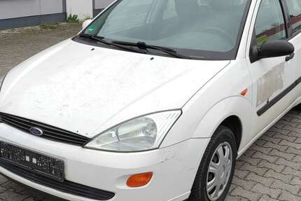 Ford Focus 179.435 km 799 € Biebesheim 64584