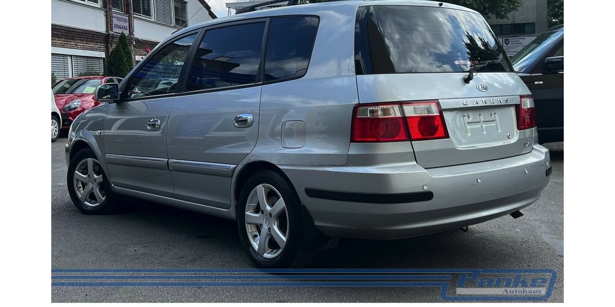 Kia Carens 2.0 16V EX Van*SchiebeD.*Klima*PDC*Bluet* 109.096 km 1.100 € Berlin 13187