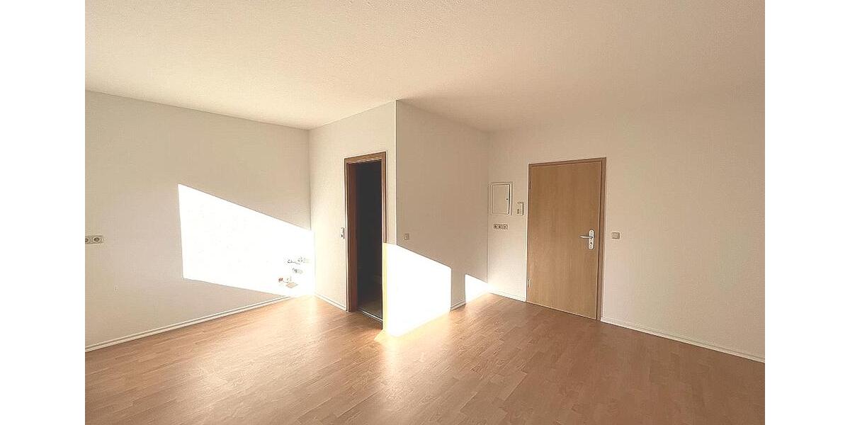 Etagenwohnung Bernsdorf - 1 Zimmer, 24 m&sup2;, 117&euro; | Angebot:21289546