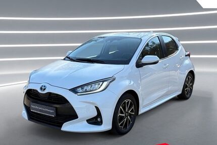 Toyota Yaris 30.051 km 18.490 &euro; Gummersbach 51645