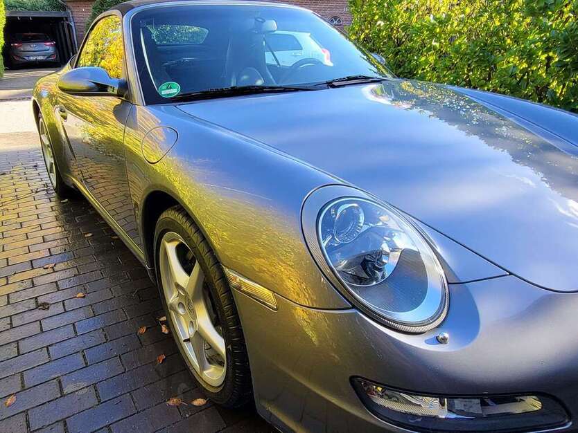 997