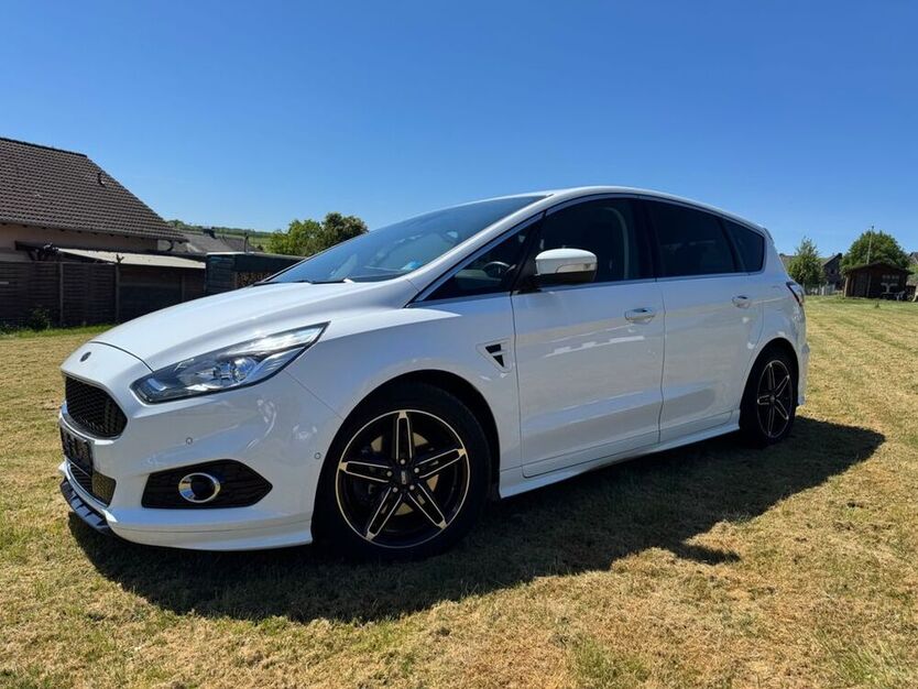 S-Max