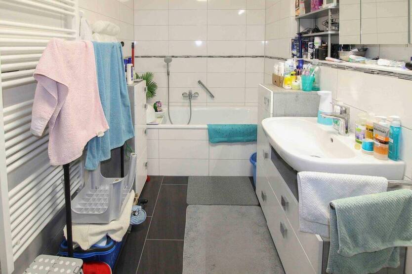 3-Zimmer-Wohnung in bester Lage mit Balkon und TG-Stellplatz 3 zimmer