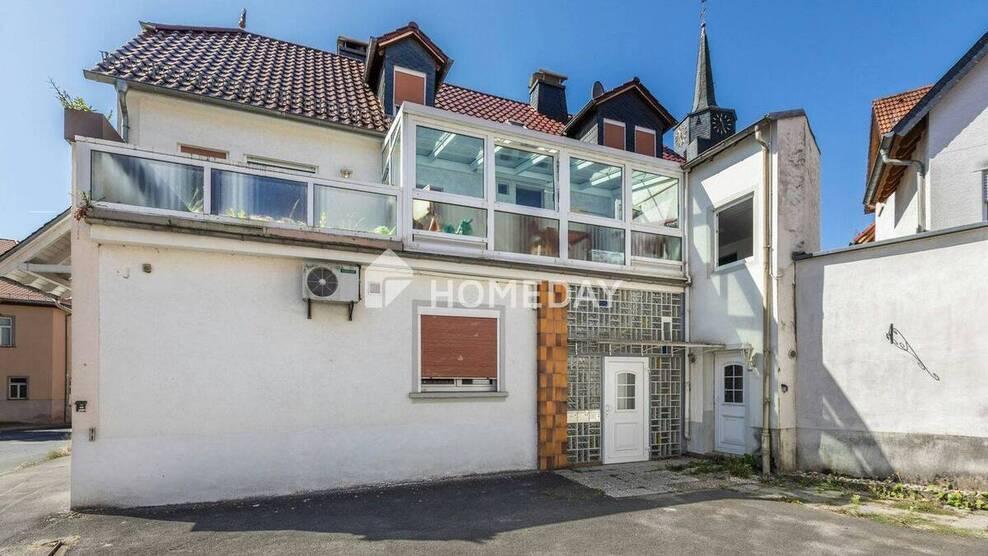 Großzügige 5-Zimmer-Etagenwohnung mit Balkon und Garage in gefragter Lage von Eppstein-Niederjosbach 5 zimmer