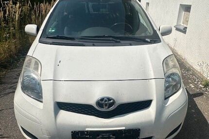 Toyota Yaris 201.650 km 2.200 € Oberstadion 89613