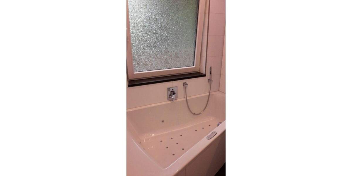 Etagenwohnung Veitshöchheim - 2 Zimmer, 60 m&sup2;, 1.200&euro; | Angebot:24530065