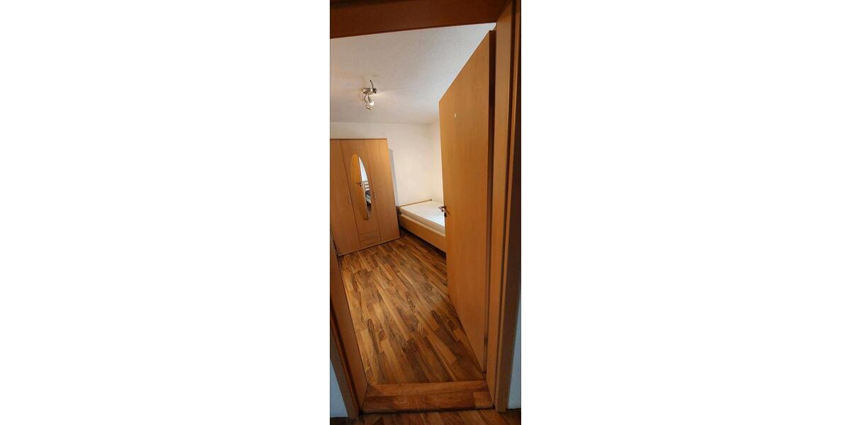 Etagenwohnung Backnang - 3 Zimmer, 85 m&sup2;, 350&euro; | Angebot:26305370