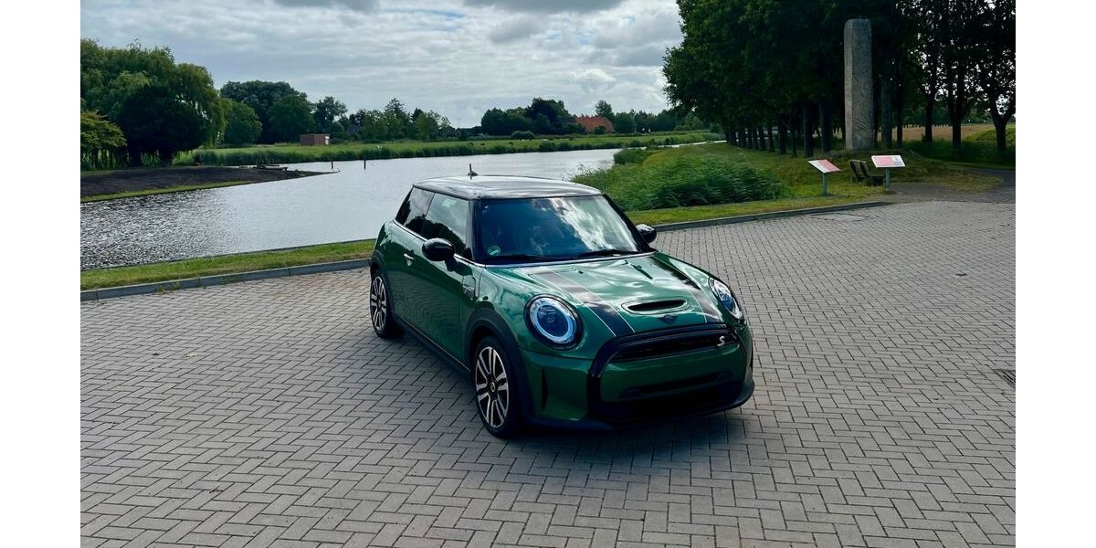 Mini Cooper SE 26.637 km 23.490 &euro; Rastede 26180