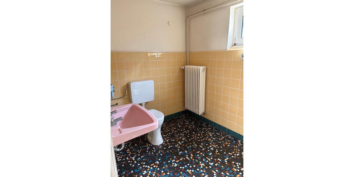 Bauernhaus, Landhaus Beringstedt - 8 Zimmer, 180 m&sup2;, 1.400&euro; | Angebot:26335864