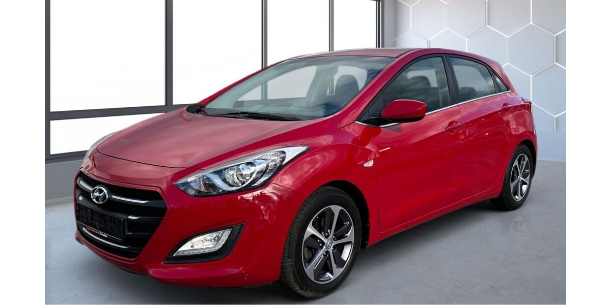 Hyundai i30 67.073 km 9.500 € Dresden 01237