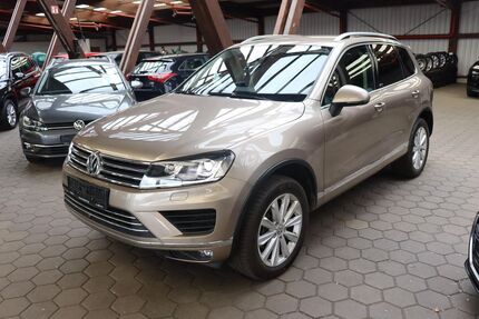 VW Touareg 48.878 km 31.990 &euro; Norderstedt 22844