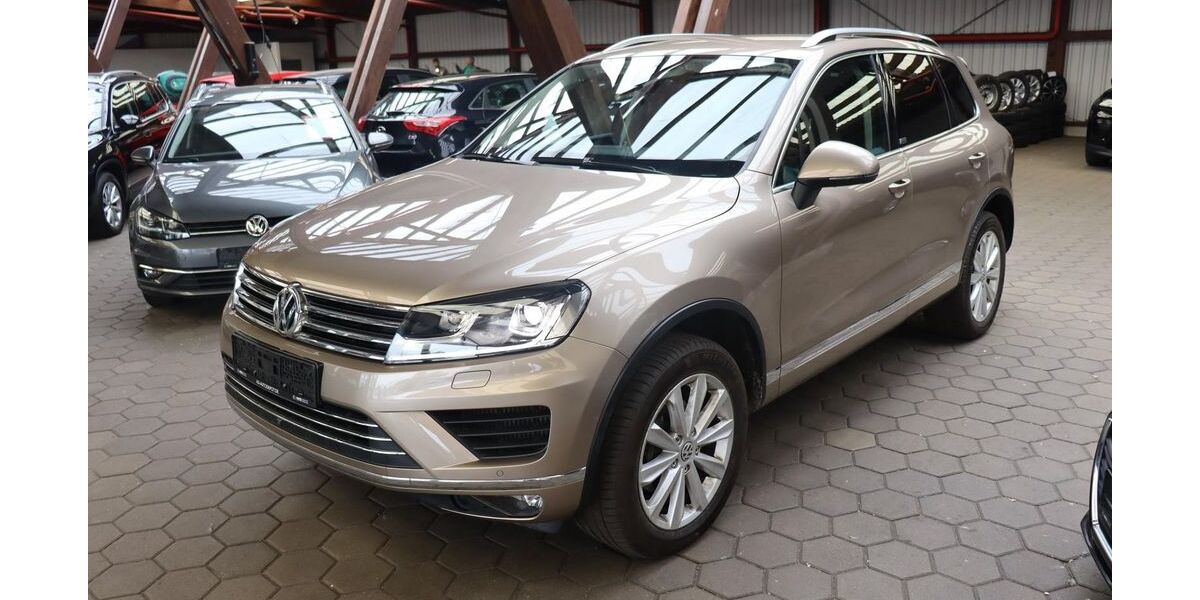 VW Touareg 48.878 km 31.990 &euro; Norderstedt 22844