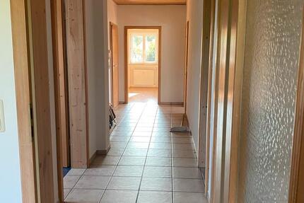 3-Zimmer Wohnung 100 qm Dachgeschosswohnung 3 zimmer