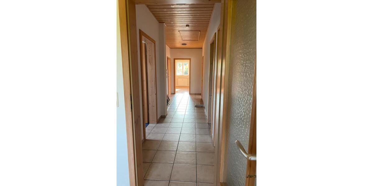 3-Zimmer Wohnung 100 qm Dachgeschosswohnung 3 zimmer