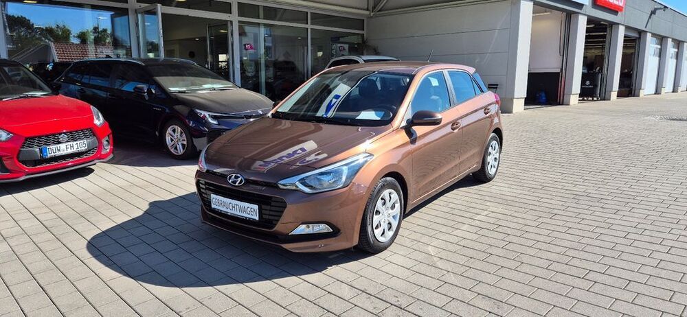 i20