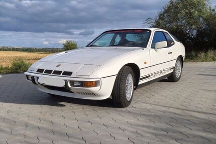 Porsche 924
