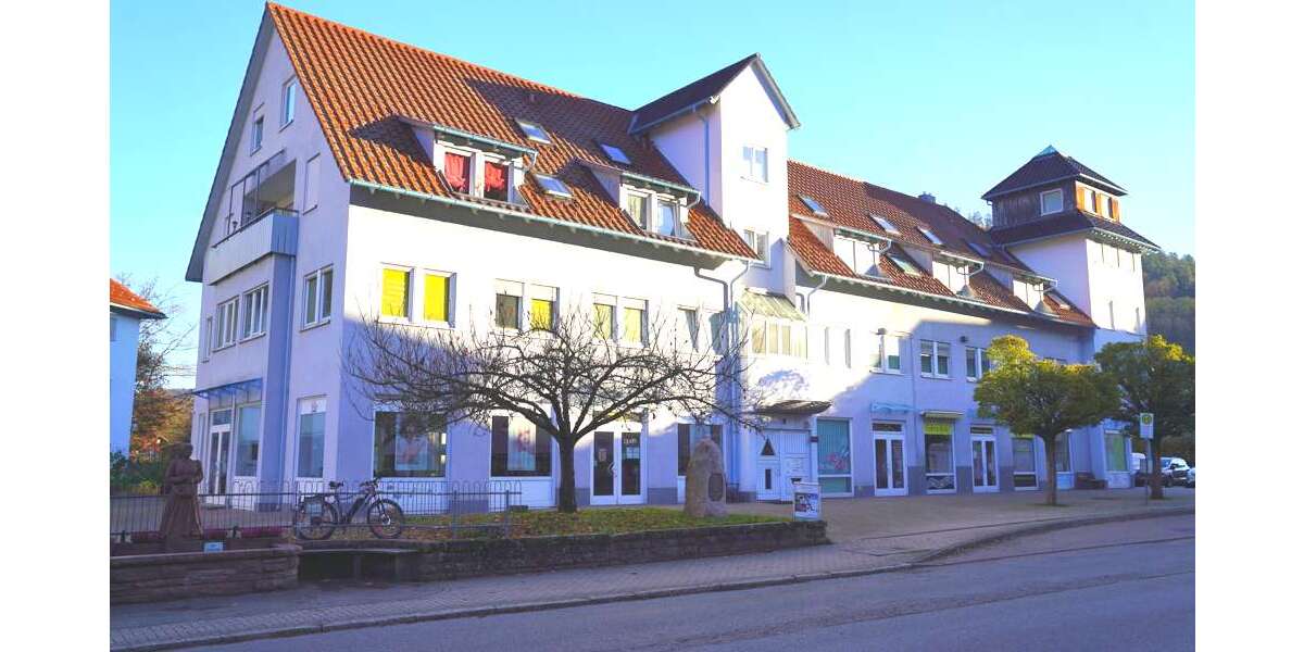 Etagenwohnung Bad Wildbad im Schwarzwald - 4 Zimmer, 139 m&sup2;, 210.000&euro; | Angebot:25354446