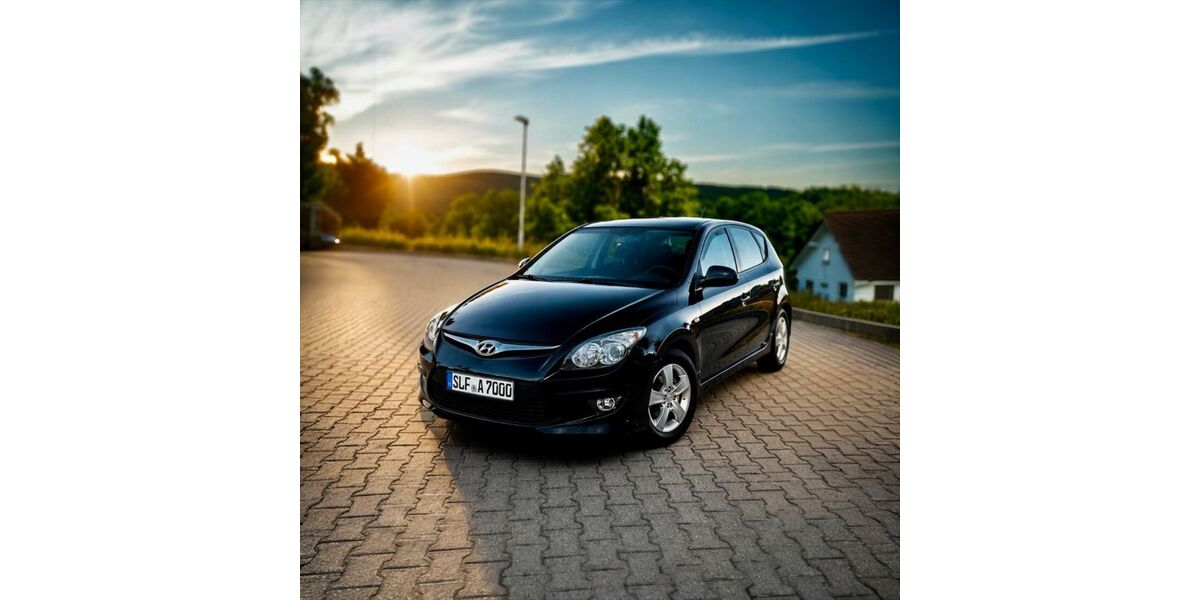 Hyundai i30 158.000 km 3.900 &euro; Saalfeld 07318