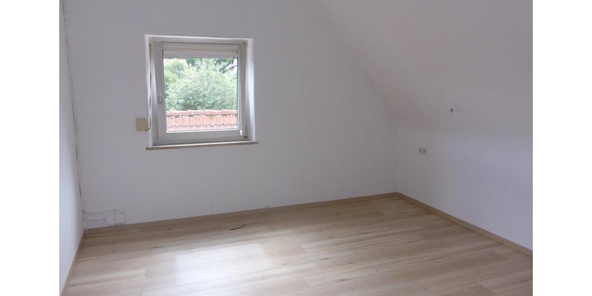 Einfamilienhaus Küps - 8 Zimmer, 160 m&sup2;, 135.000&euro; | Angebot:27132762