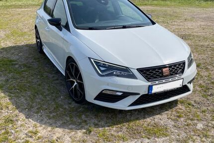 Seat Leon 53.178 km 24.600 &euro; Dollern 21739