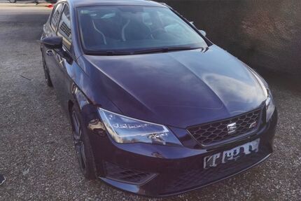 Seat Leon 63.154 km 18.500 &euro; Bruckmühl 83052