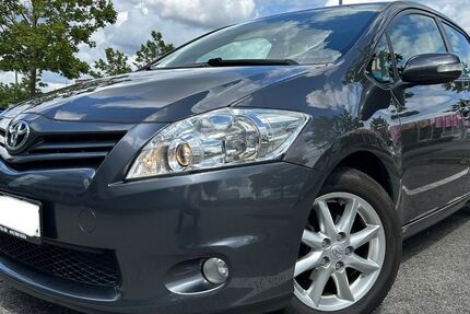 Toyota Auris 108.100 km 5.300 &euro; Nürnberg 90461