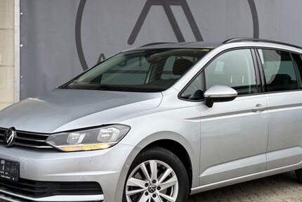 VW Touran 217.203 km 15.850 € Braunschweig 38122