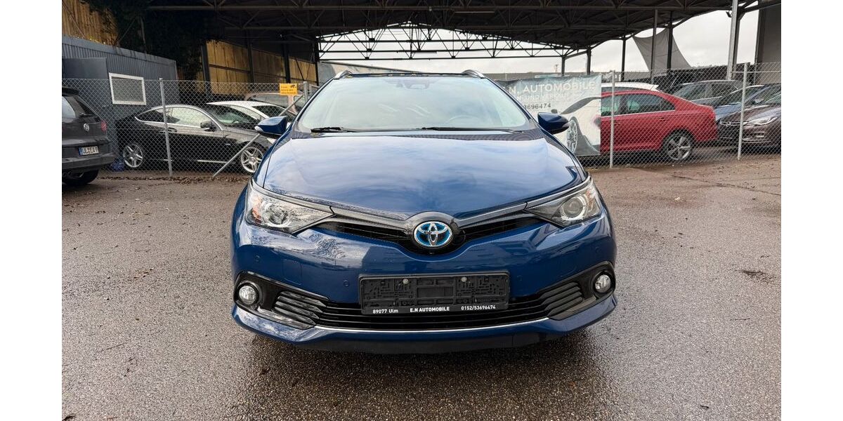 Toyota Auris 92.500 km 15.900 € Ulm 89077