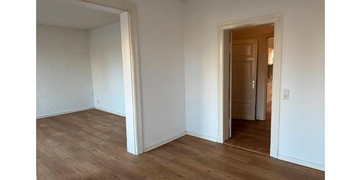 Hochparterre Flensburg - 4 Zimmer, 79 m&sup2;, 1.005&euro; | Angebot:26347883