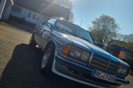 Mercedes 230