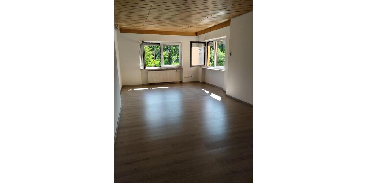 3 Zi + Küche ohne EBK Wohnung in Hüttigweiler 4 zimmer