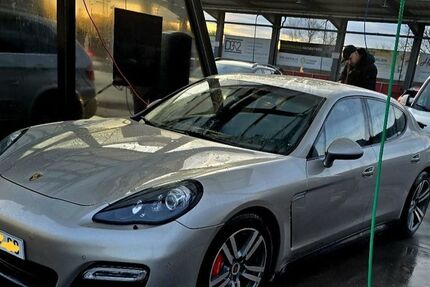 Porsche Panamera 160.000 km 33.000 &euro; Villingen 78048