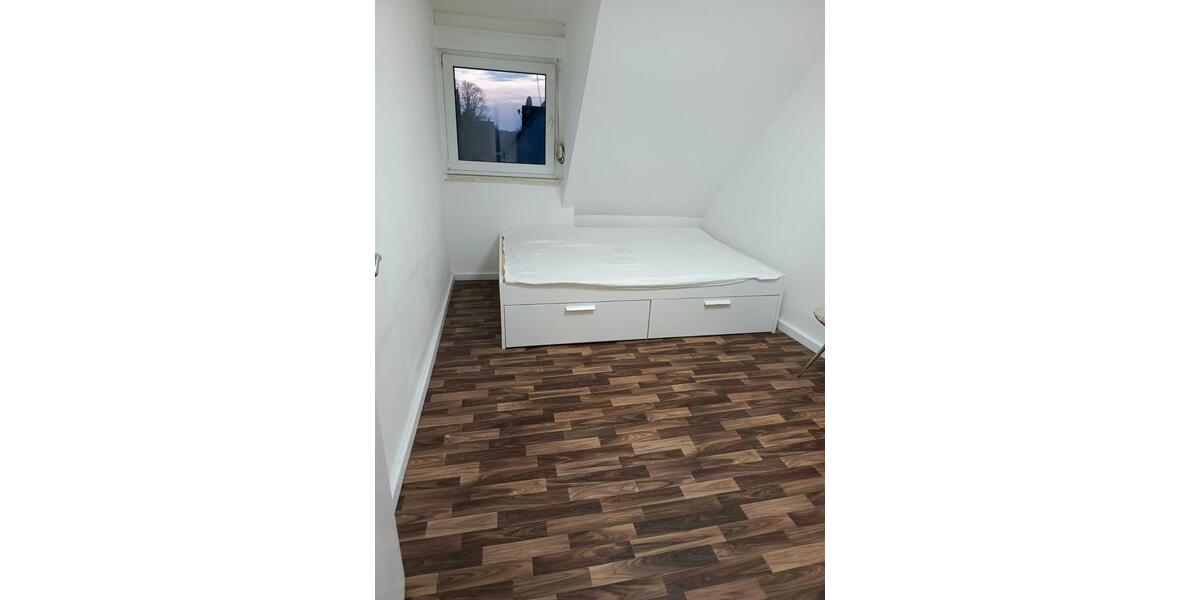 Einfamilienhaus Baruth/Mark Mark - 5 Zimmer, 150 m&sup2;, 1.500&euro; | Angebot:26136527