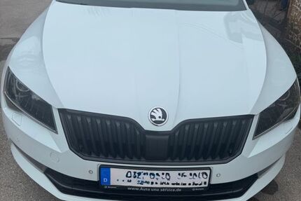 Skoda Superb 187.500 km 13.000 &euro; Icking 82057