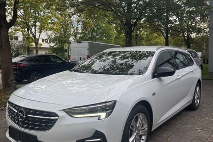 Opel Insignia 58.200 km 14.490 &euro; München 80807