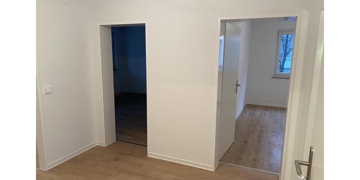 Etagenwohnung Velbert Velbert-Mitte - 3 Zimmer, 77 m&sup2;, 539&euro; | Angebot:24870839