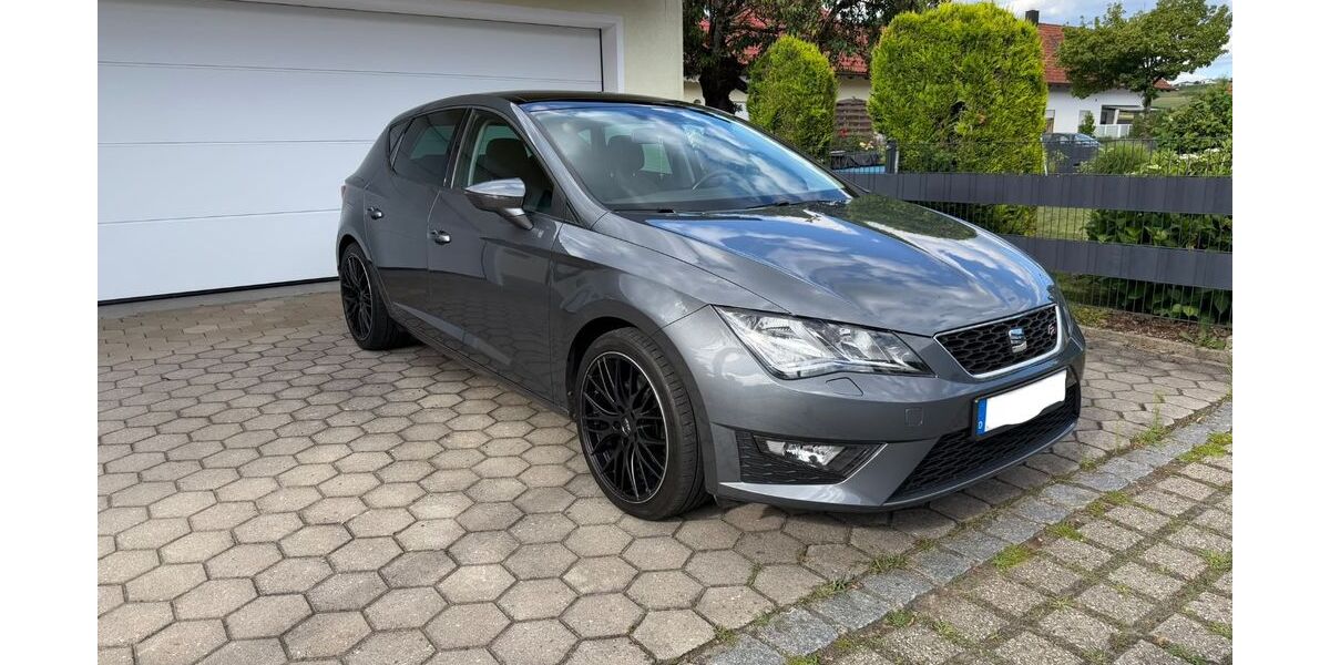 Seat Leon 76.600 km 14.500 &euro; Bogen 94327