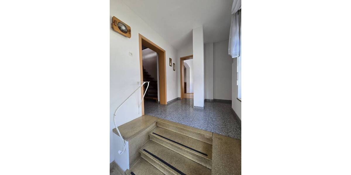 Mehrfamilienhaus, Wohnhaus Alzenau Hörstein - 6 Zimmer, 222 m&sup2;, 490.000&euro; | Angebot:25682868