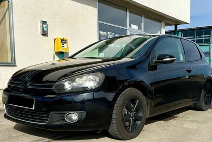 VW Golf 144.000 km 5.100 € Gars a. Inn 83536