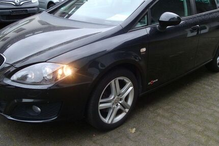 Seat Leon 51.800 km 9.799 &euro; Lorsch 64653