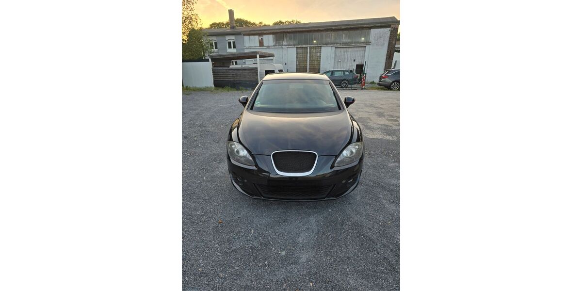 Seat Leon 215.000 km 2.800 &euro; Bochum 44801