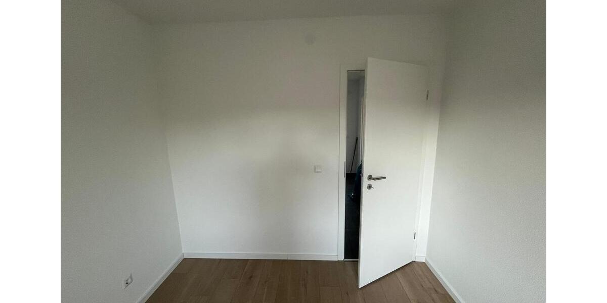 Reihenhaus Zeven - 4 Zimmer, 95 m&sup2;, 1.050&euro; | Angebot:26295389